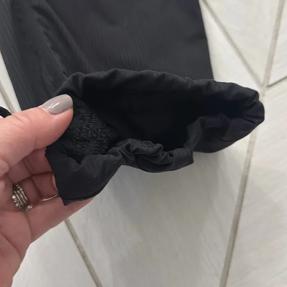 Lululemon women’s dance studio pant - Picture 5 of 10